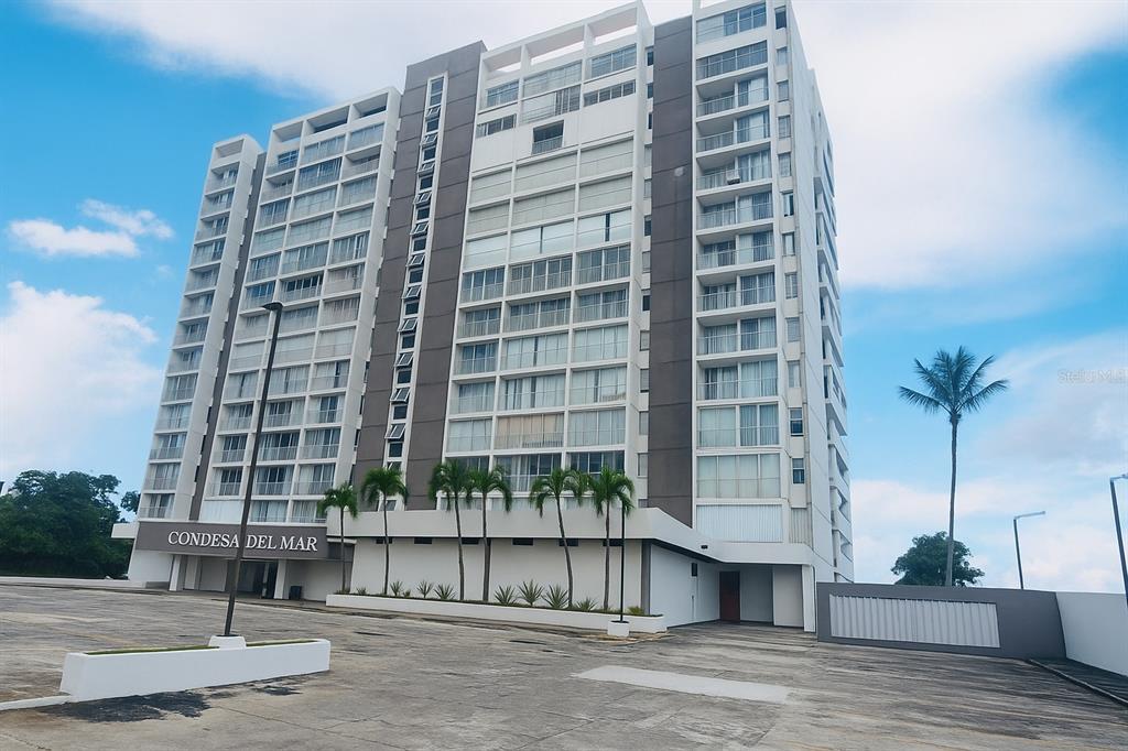 1402, 3103 Ave. Isla Verde, Cond. Condesa Del Mar, Carolina - 1