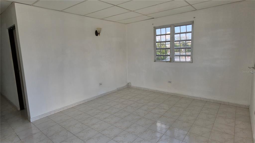 2, Calle 6, G-27, Urb Francisco Oller, Bayamon - 3