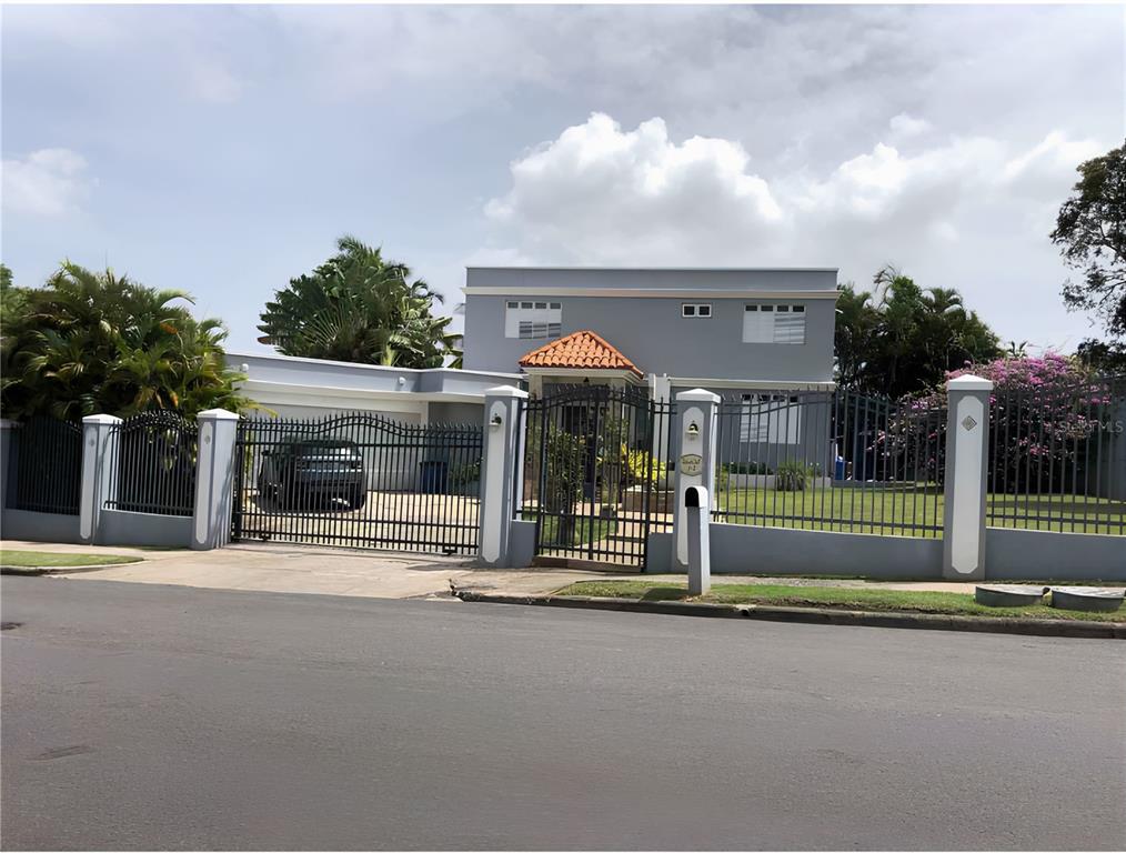 J2, Church Street, Guaynabo - 1