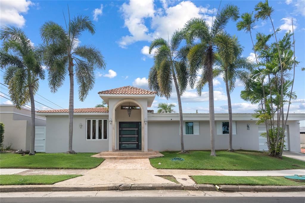 840, Malaga, Guaynabo - 1