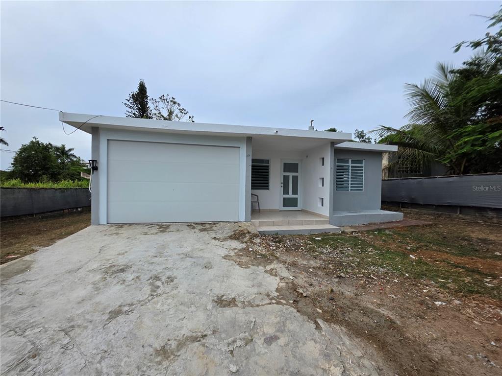 657 St, Bo. Arrenalejos #4, Arecibo - 1