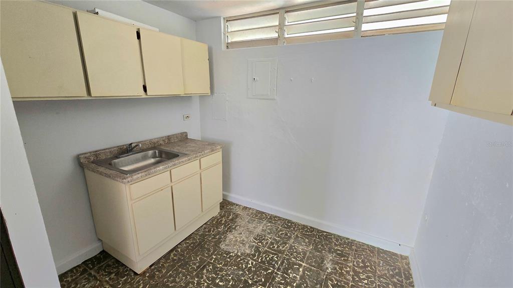 236s, 15, Villa Evangelina, Manati - 6