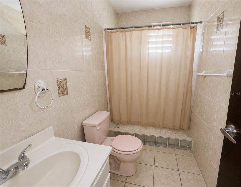 Urb. Morovis Del Norte, #614 Calle Uruguay, Morovis - 14