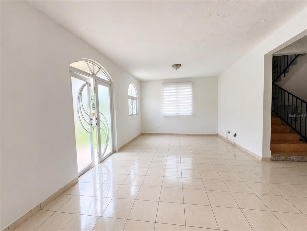 Urb. Morovis Del Norte, #614 Calle Uruguay, Morovis - 3