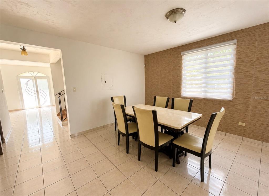 Urb. Morovis Del Norte, #614 Calle Uruguay, Morovis - 5