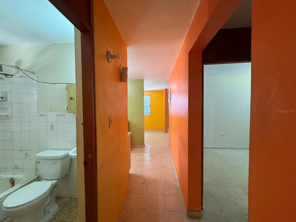E 12, Urb. Colinas De Villa Rosa, Sabana Grande - 12