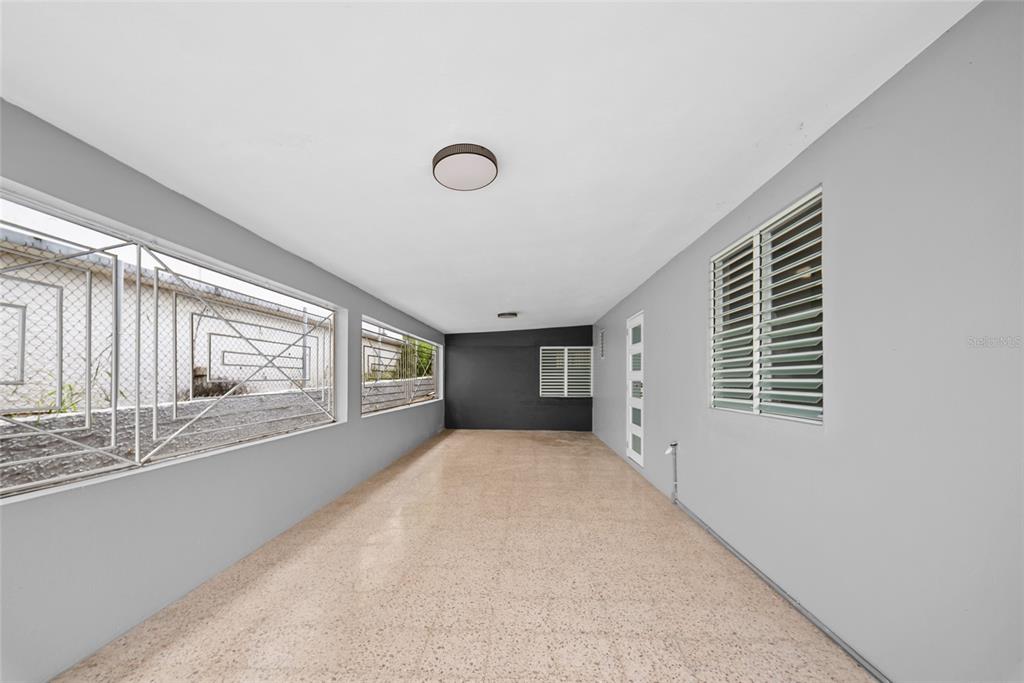 214, Calle Jose Gautier Parcelas Marueño, Ponce - 14