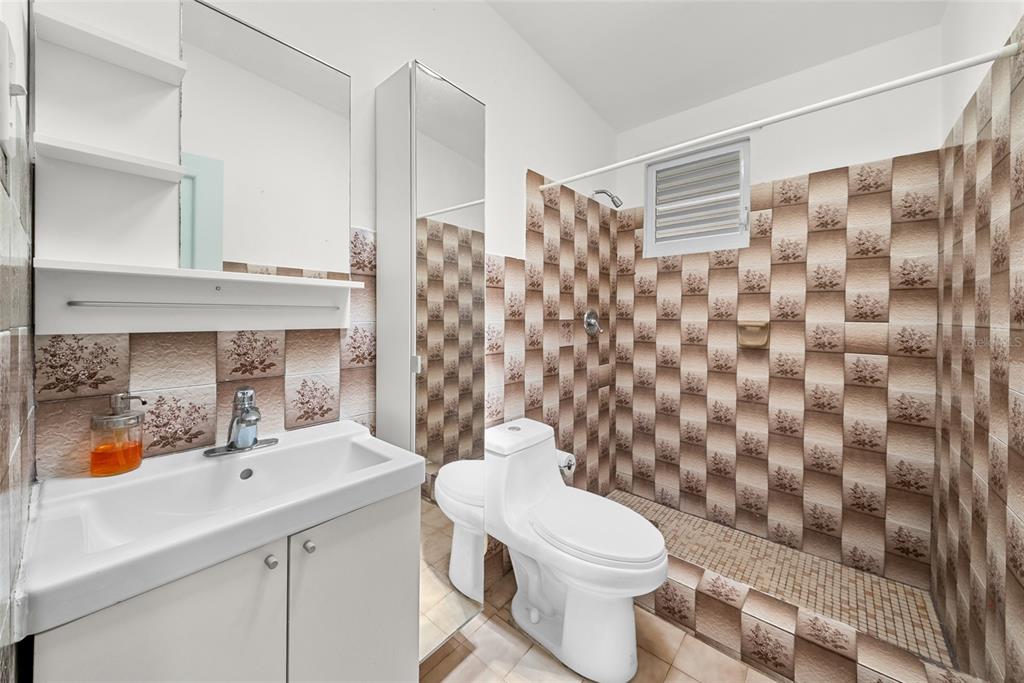 214, Calle Jose Gautier Parcelas Marueño, Ponce - 8