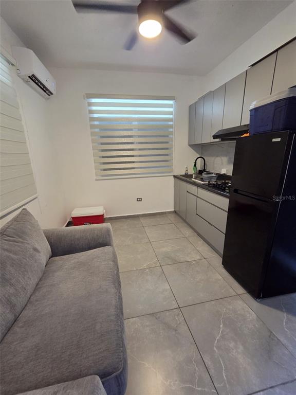 Calle Bilbao, Sector Playuela, Aguadilla - 14