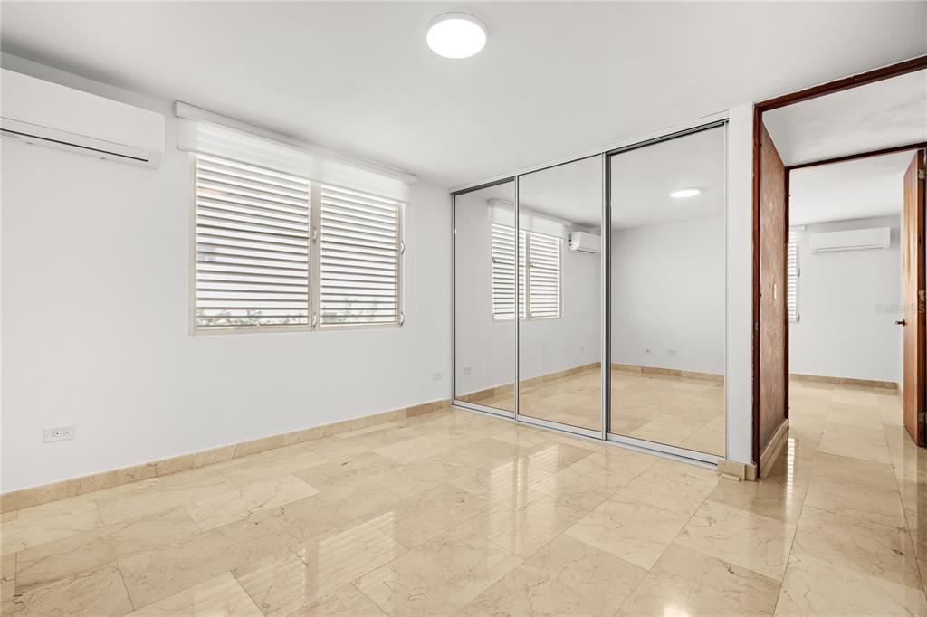 J9, Calle Natalia, Trujillo Alto - 22