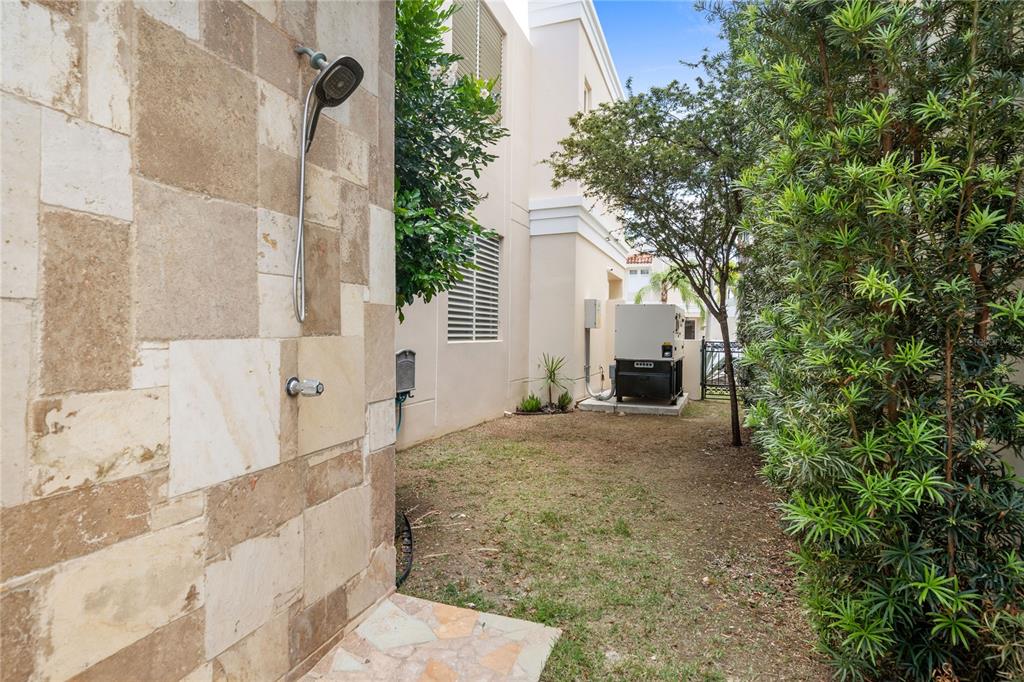 J9, Calle Natalia, Trujillo Alto - 29