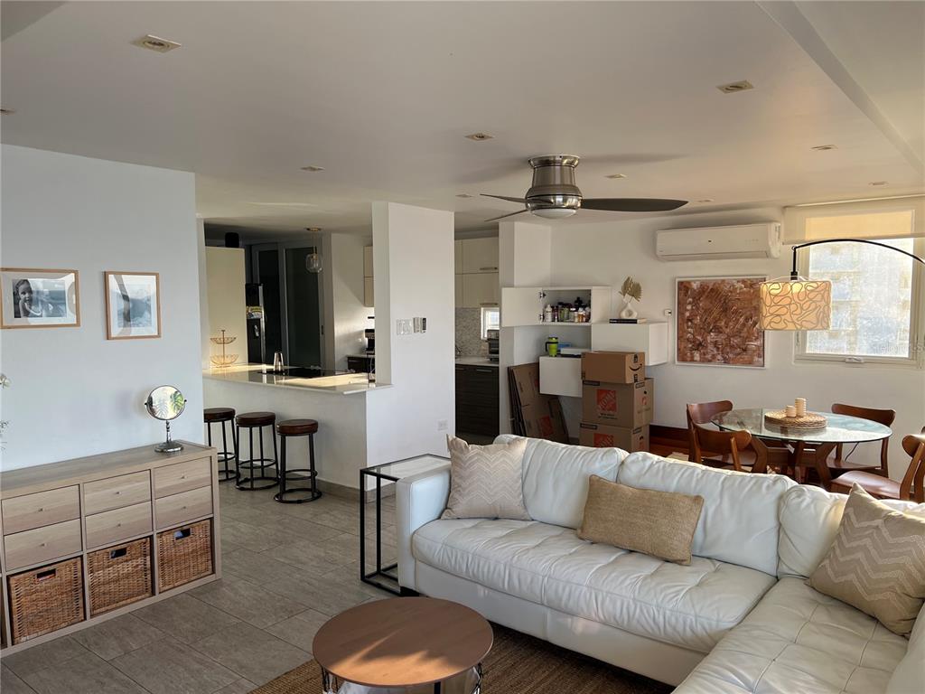801, 4939, Isla Verde Avenue, Carolina - 5