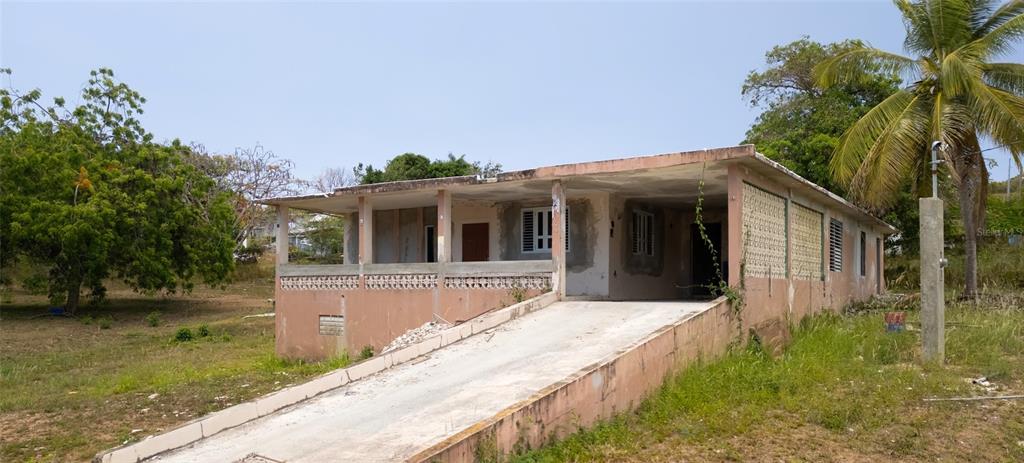 M-4, Monte Santo, Vieques - 1