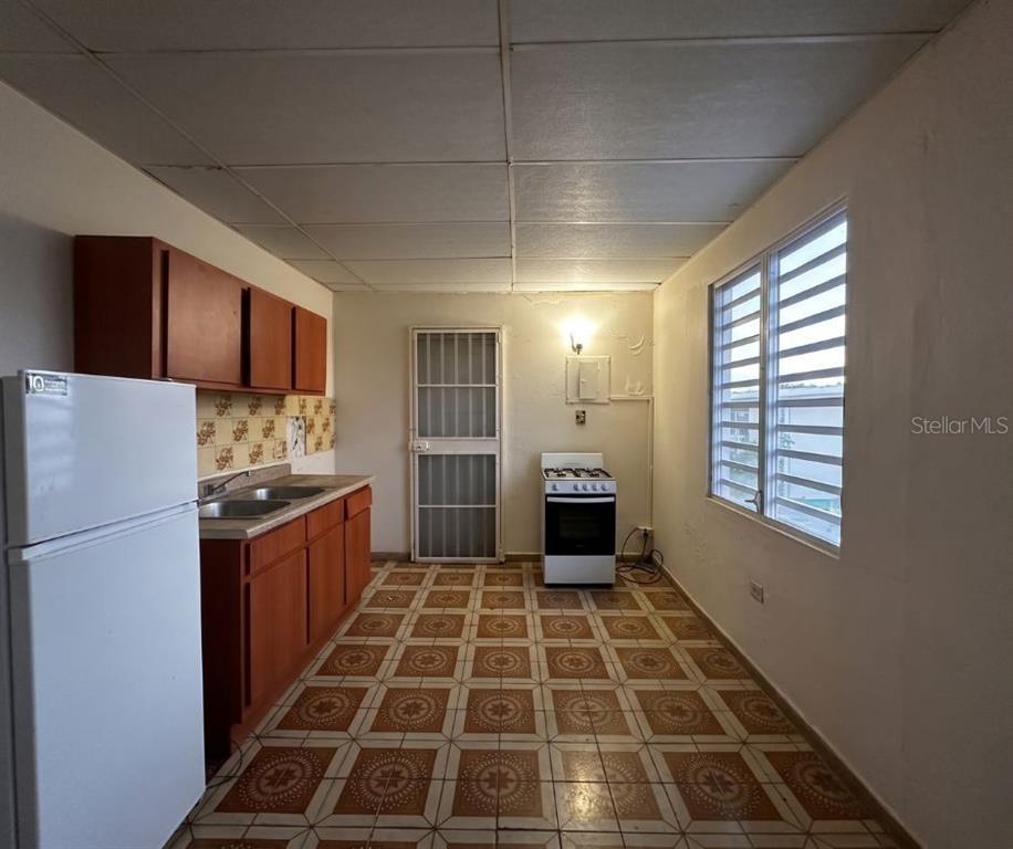 11, 89 Block 92, Villa Carolina Dev., Carolina - 8