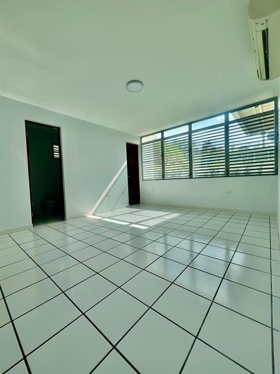 1614, Yamil Galib, Paseo Los Robles, Mayaguez - 4