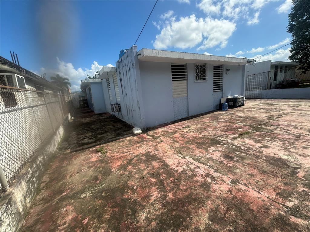 2, Calle 2 Villa Rica, Bayamon - 14
