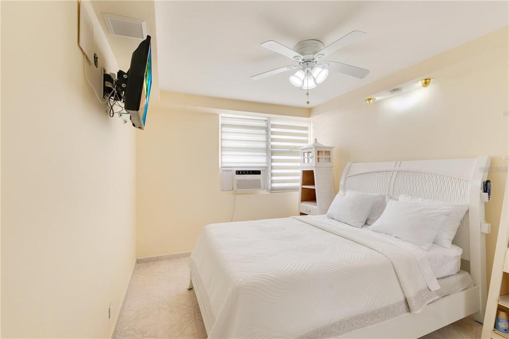 704A, 5890, Jose M Tartak Ave, Carolina - 3