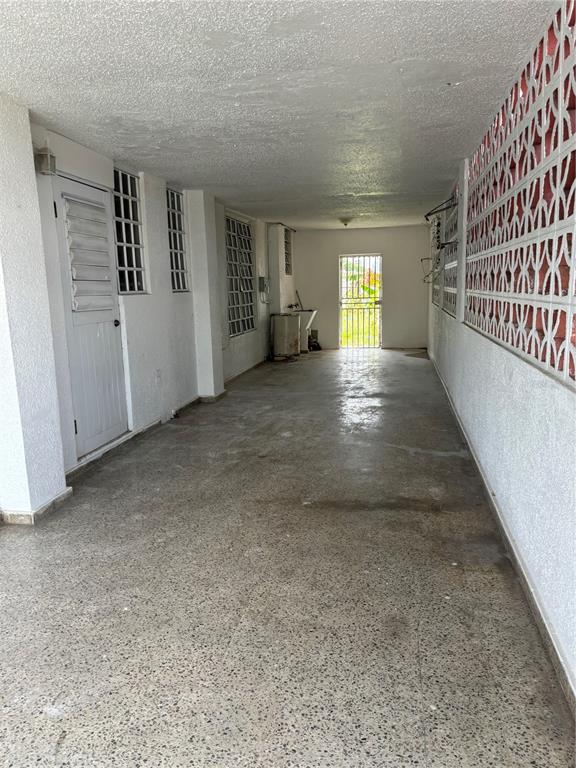 Calle 18, Bloque 23, Bayamon - 2