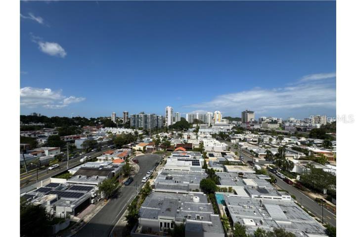 D-10, D-10, Mansiones De Garden Hills, Guaynabo - 1