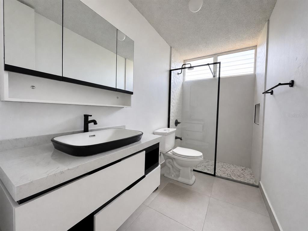 APT. 8050, Carr 844 1d-5, San Juan Chalets, San Juan - 8