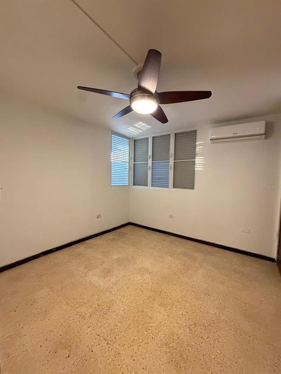 2105, Calle Antioquia, Guaynabo - 19