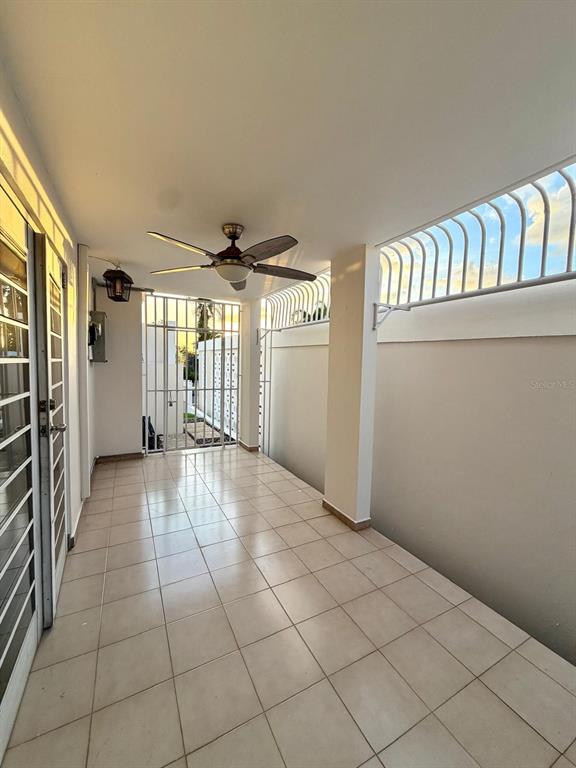 2105, Calle Antioquia, Guaynabo - 24