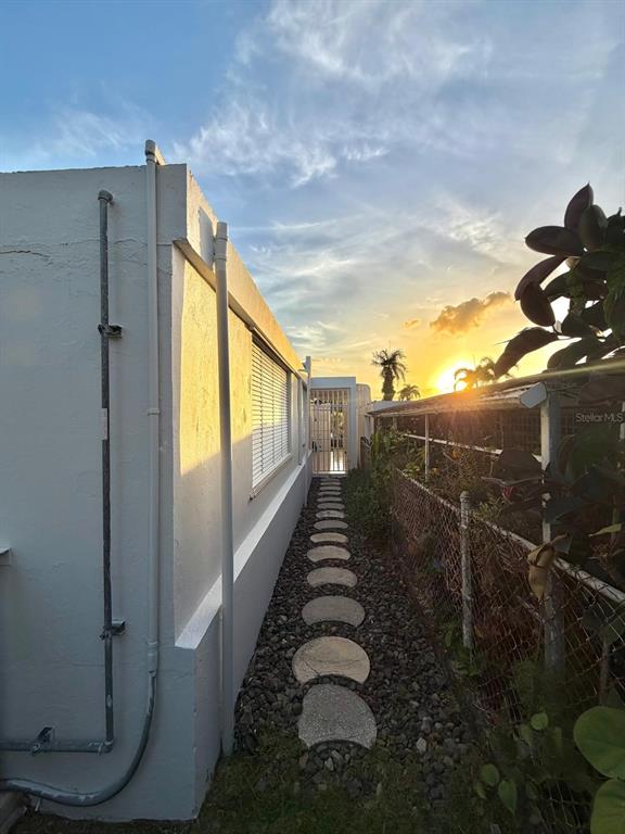 2105, Calle Antioquia, Guaynabo - 27