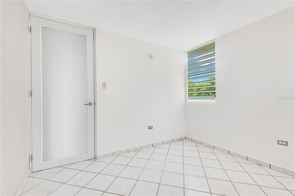 APT. 1504, Ave. Triovegabajeño, Cond. Torre Vista, Vega Baja - 14