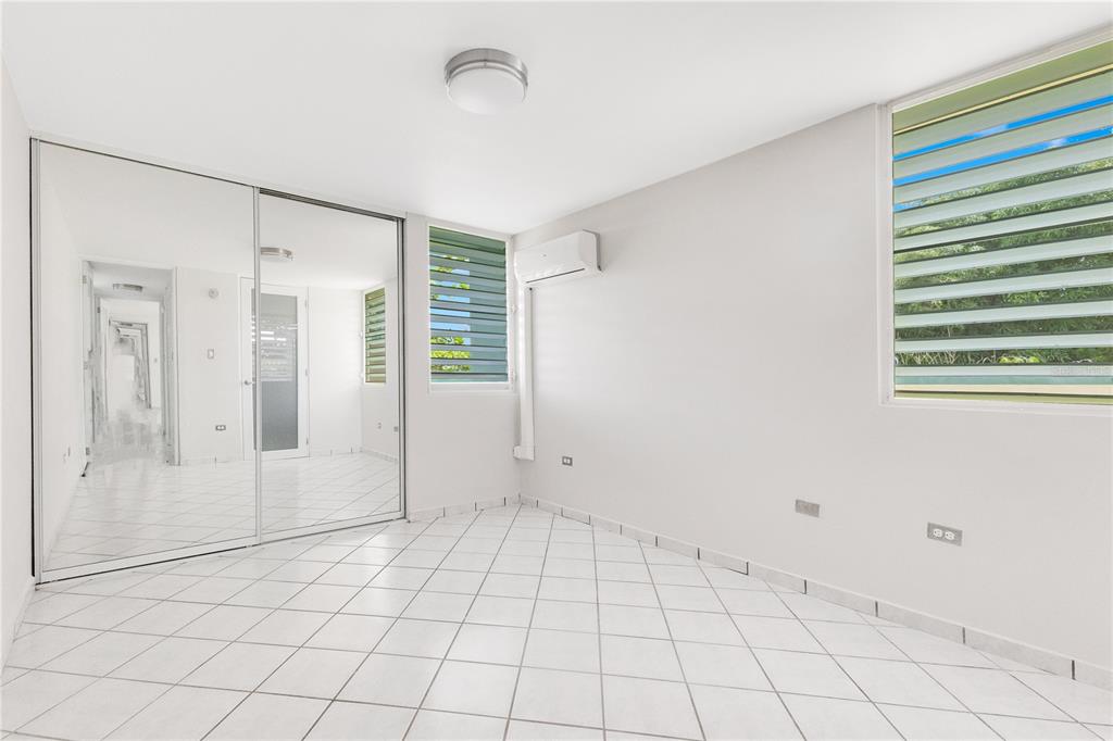 APT. 1504, Ave. Triovegabajeño, Cond. Torre Vista, Vega Baja - 15