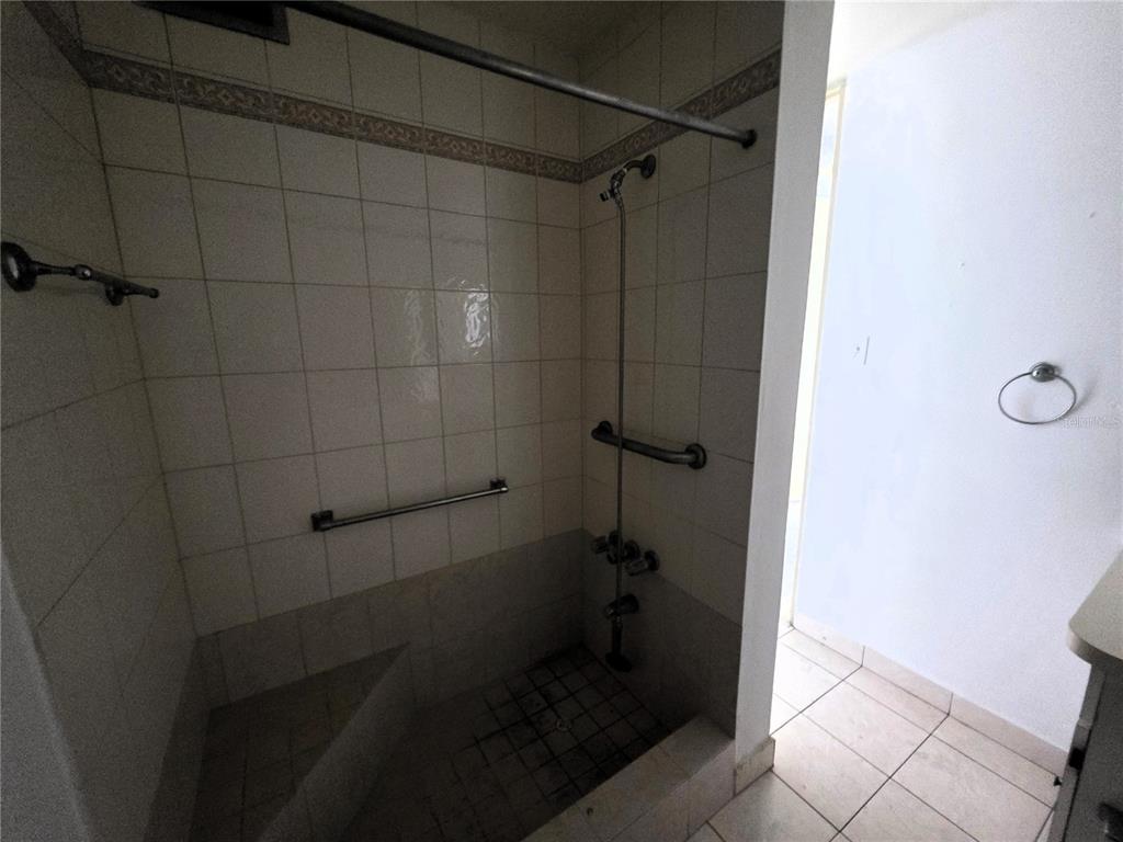 802, 65, Calle Santiago Iglesias, San Juan - 8