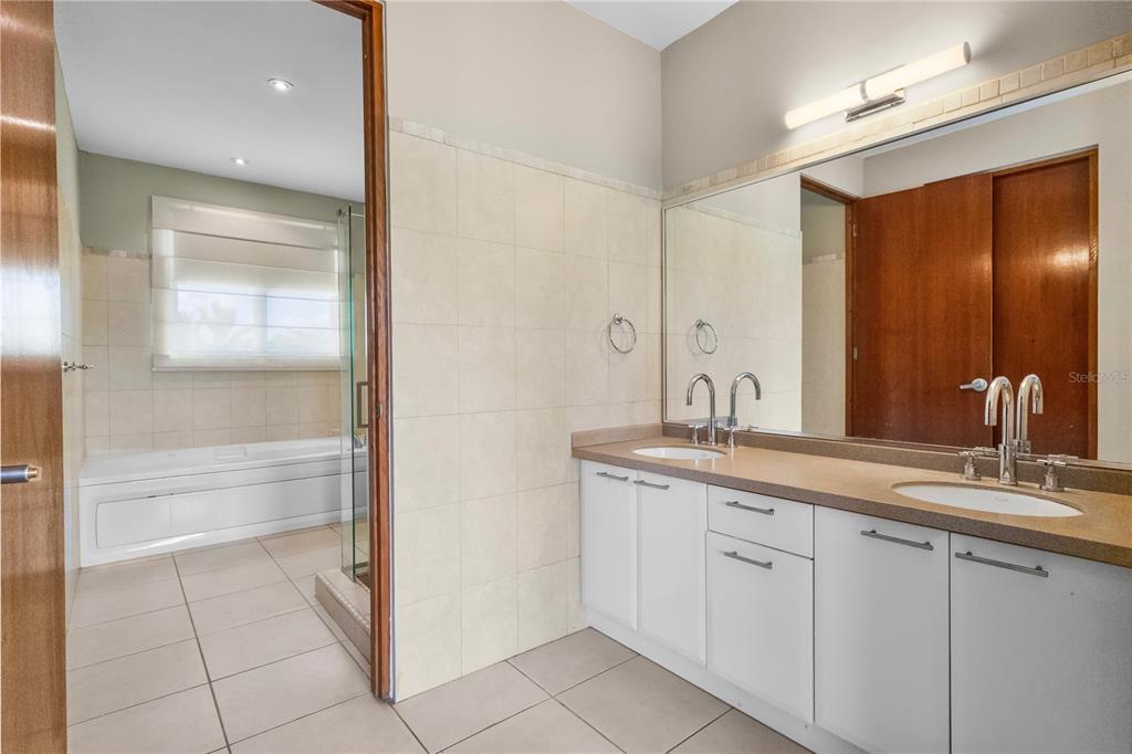 A7, Urb Mirabella Village, Calle Nacar, Bayamon - 20