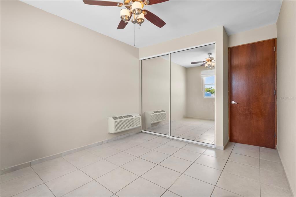 A7, Urb Mirabella Village, Calle Nacar, Bayamon - 25