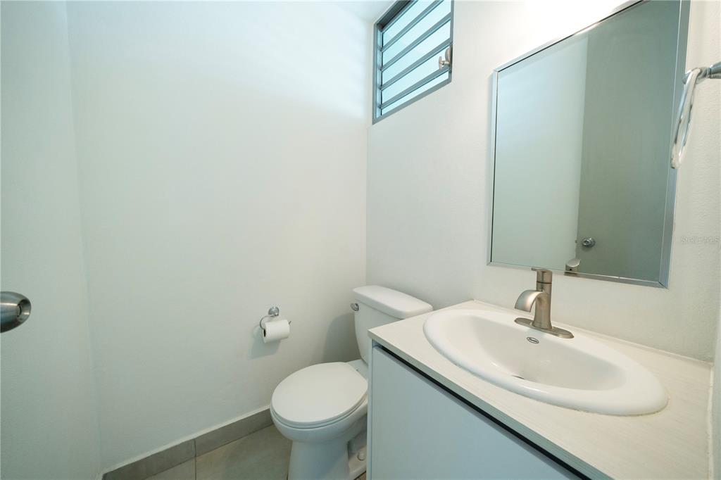 134, Calle, 13, Guaynabo - 16