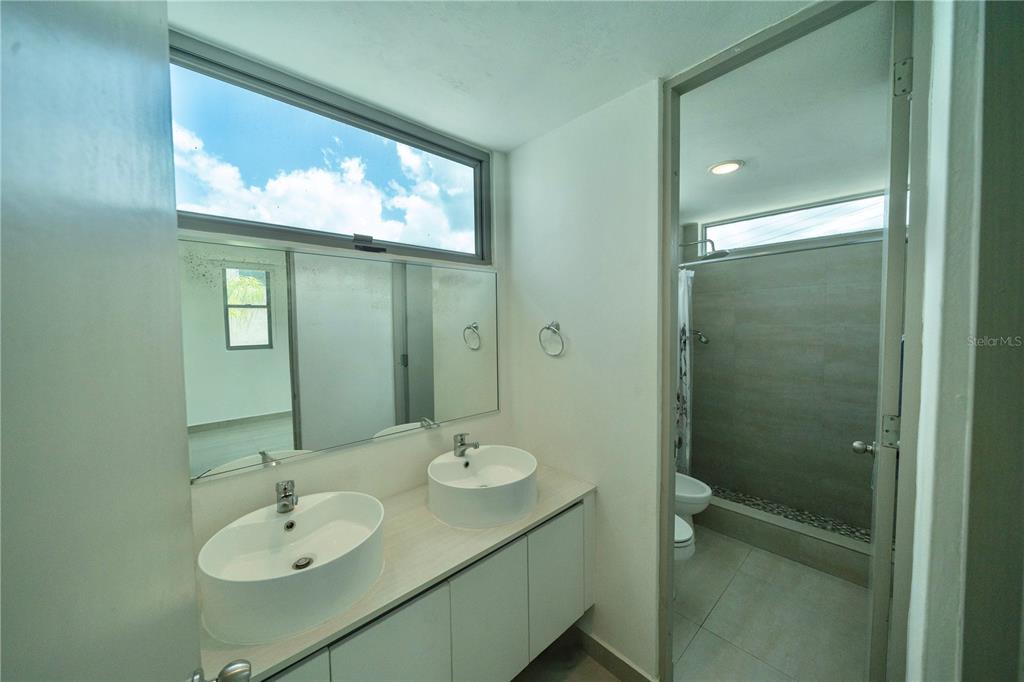 134, Calle, 13, Guaynabo - 17