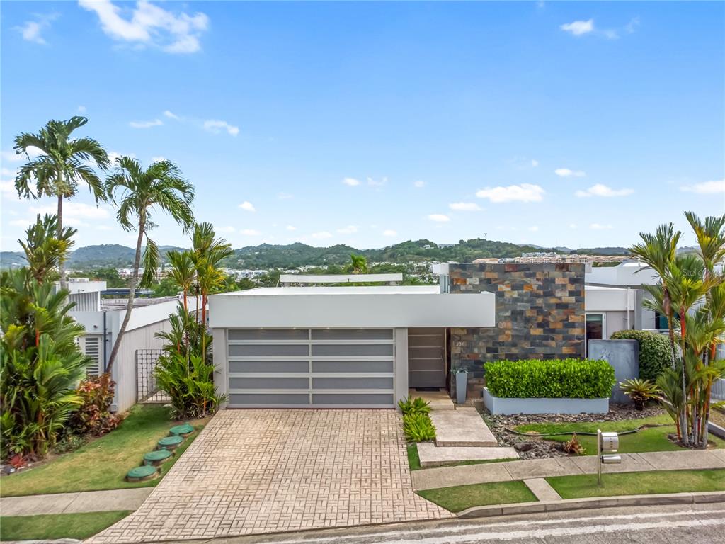236, Rey Fernando, Guaynabo - 2