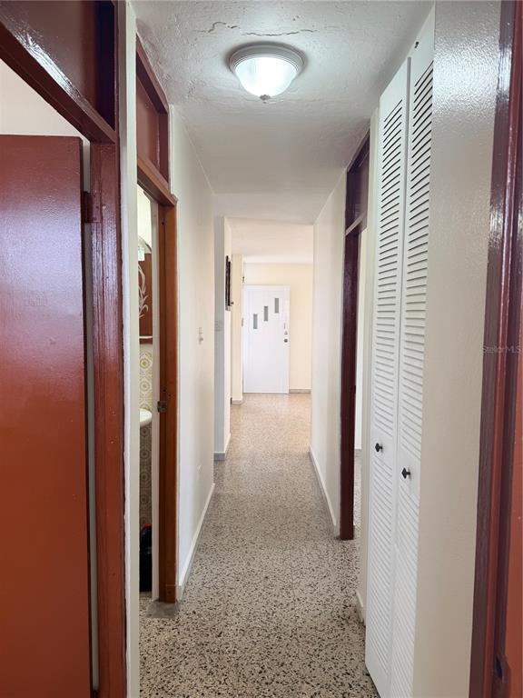 163, Calle Valencia, San German - 32