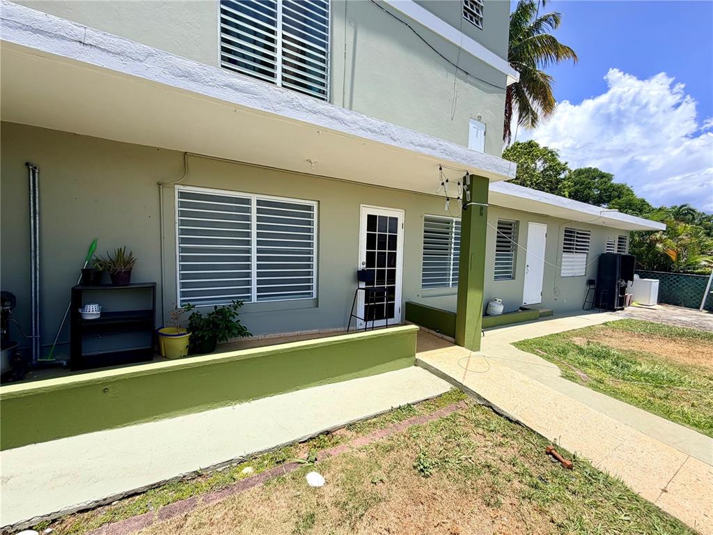 Pr-107 Km 2.2 Int, Calle San Jose, Aguadilla - 11