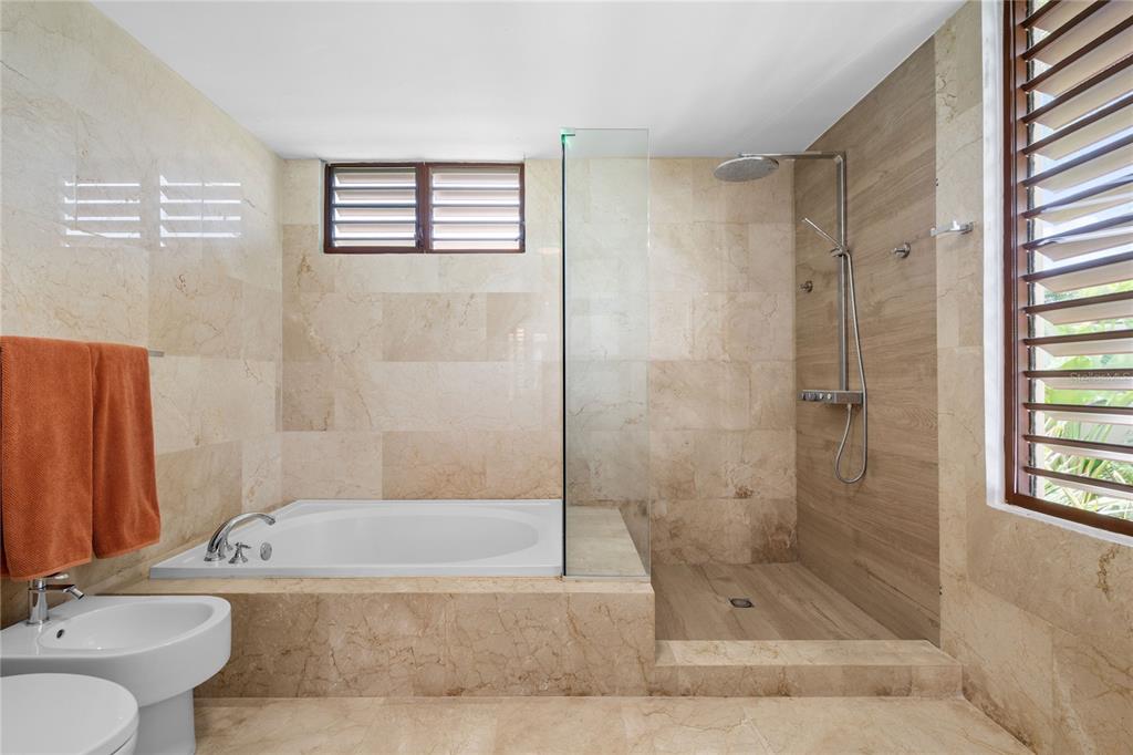 319, Camino Del Guama, Dorado - 54