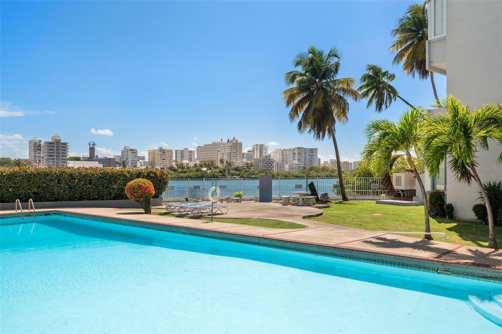 302, 1020, Ave. Ashford, San Juan - 3