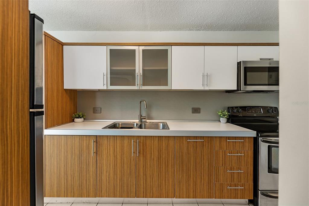 Apt 408C, 37, Cond Atrium Park Regina Medina, Guaynabo - 3