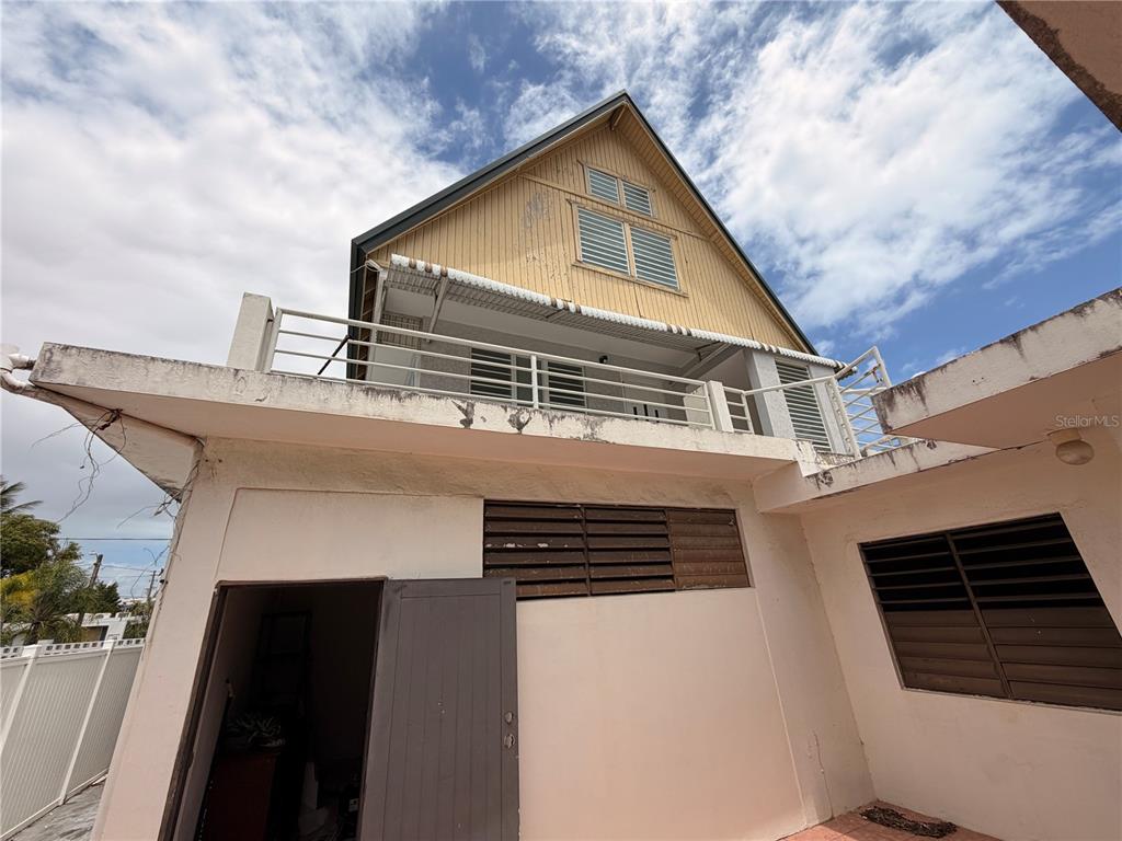 190, Calle E, E, Dorado - 17