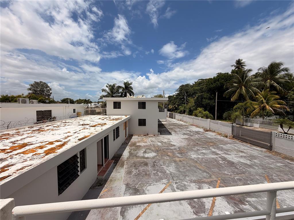 190, Calle E, E, Dorado - 3