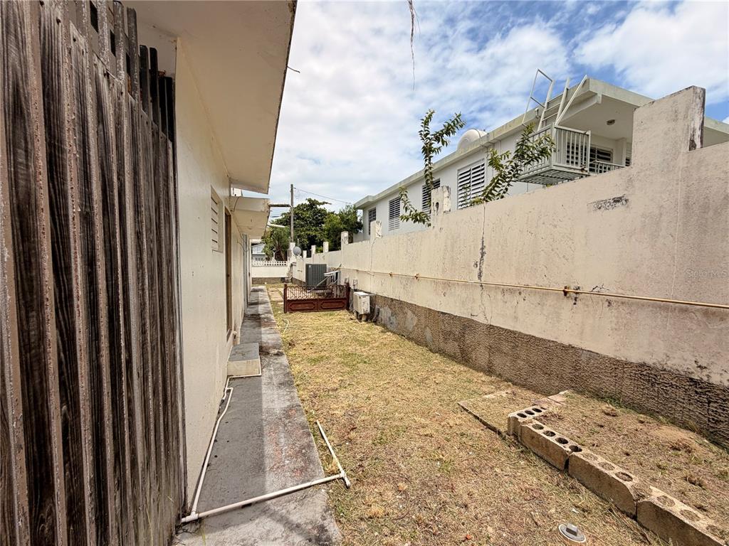 190, Calle E, E, Dorado - 8