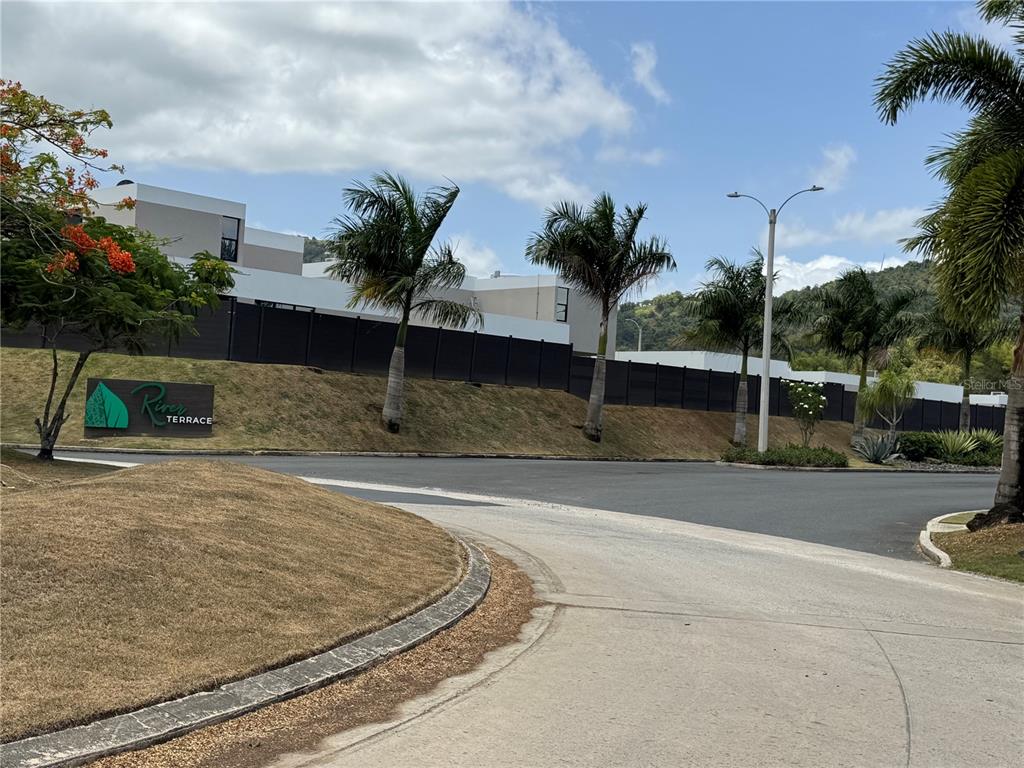 268, Eufrates, River Terrace At Ciudad Jardin, Juncos - 21