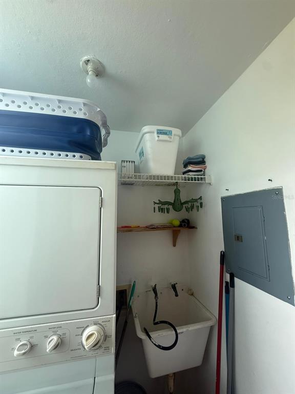 8-401, Colonia Santa Maria, Costa Brava Condominium, Ceiba - 18