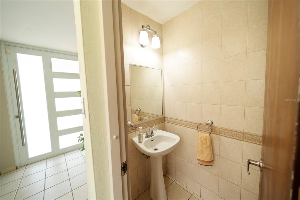 81, Paseo Viejo San Juan, Los Faroles, Bayamon - 12