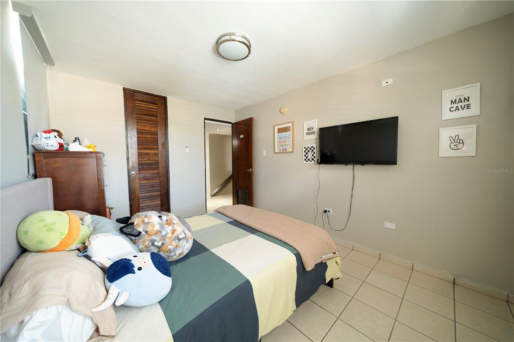 81, Paseo Viejo San Juan, Los Faroles, Bayamon - 16