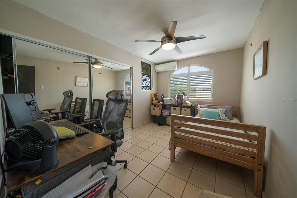 81, Paseo Viejo San Juan, Los Faroles, Bayamon - 17