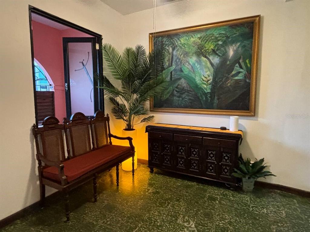 456, Calle Saldaña, San Juan - 17
