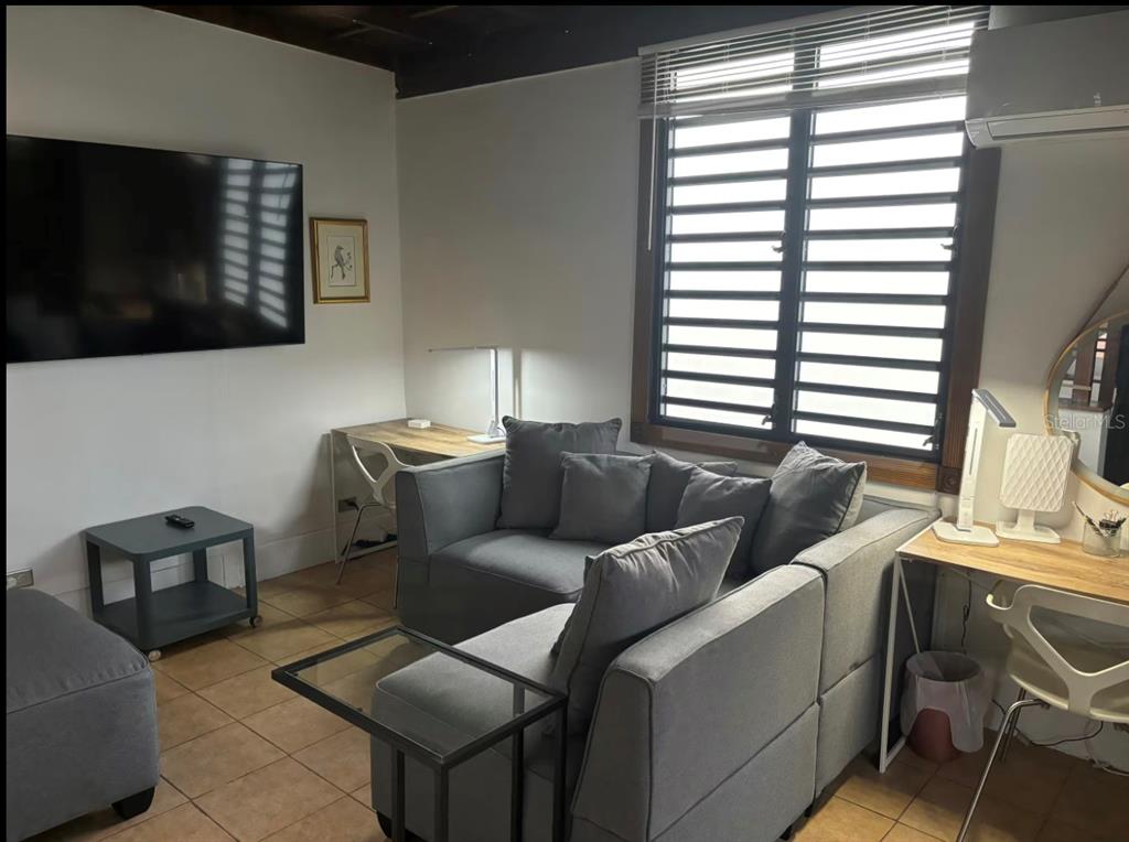 456, Calle Saldaña, San Juan - 40